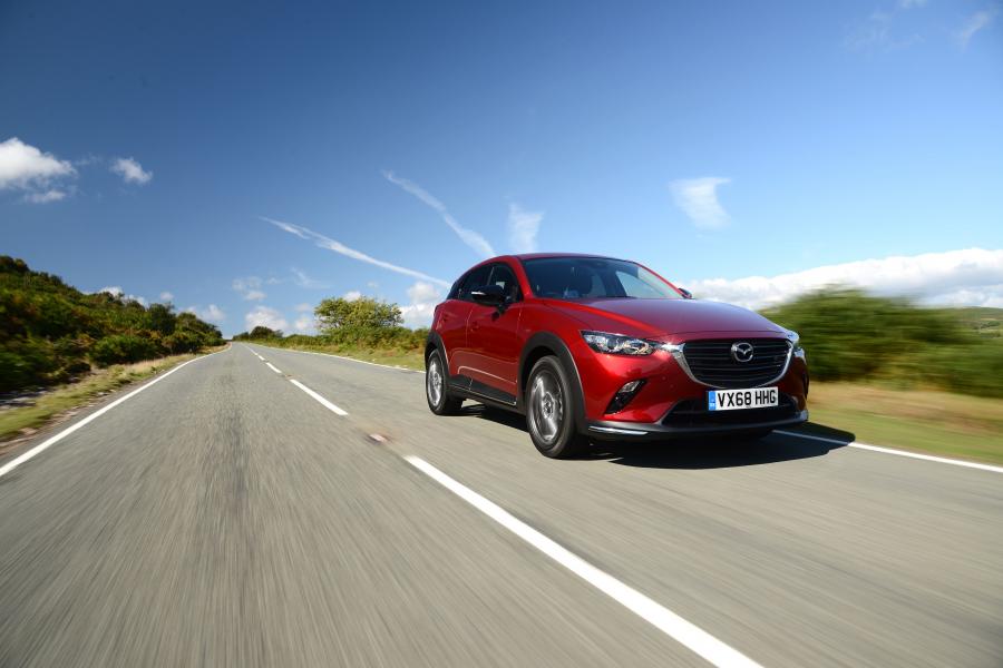  Mazda CX-3 Sport Black+ 2018 года  (UK) (фото 6 из 12)